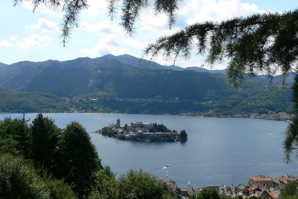 Apartments Cusius And Horta Orta San Giulio Habitación foto